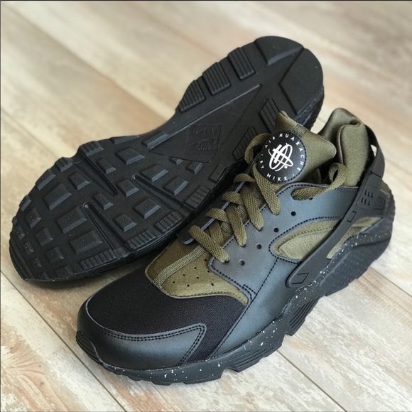 NWT Nike ID Custom Air Huarache Run - Picture 4 of 7